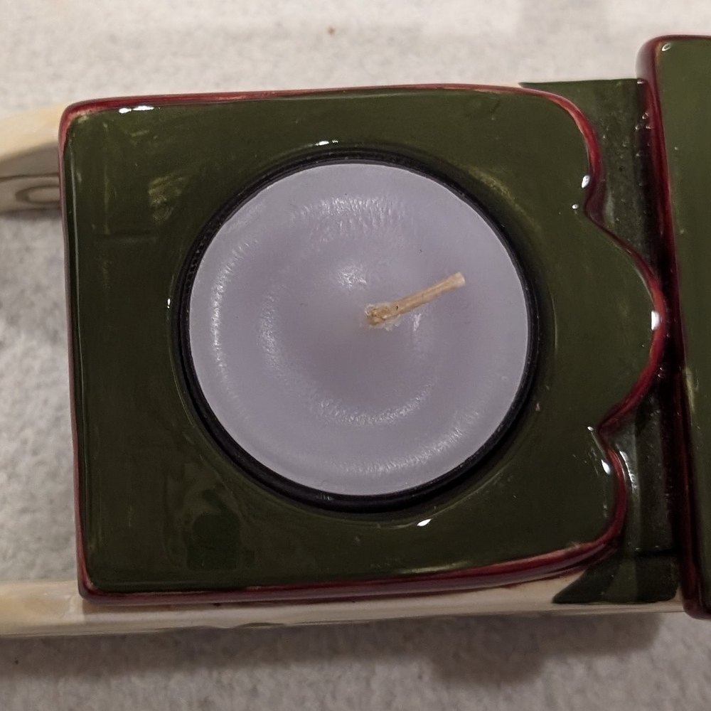 Yankee Candle Sled Tea Light Holder Green Ceramic Winter Cottagecore Decor